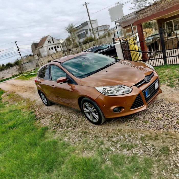 FORD Focus 2014 — imagine 3