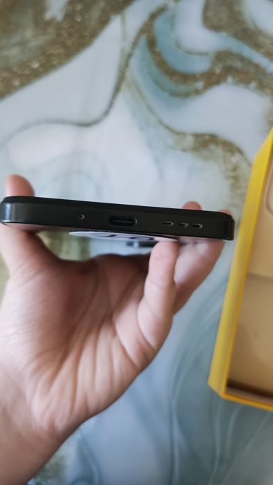 Продам Poco C65 256GB