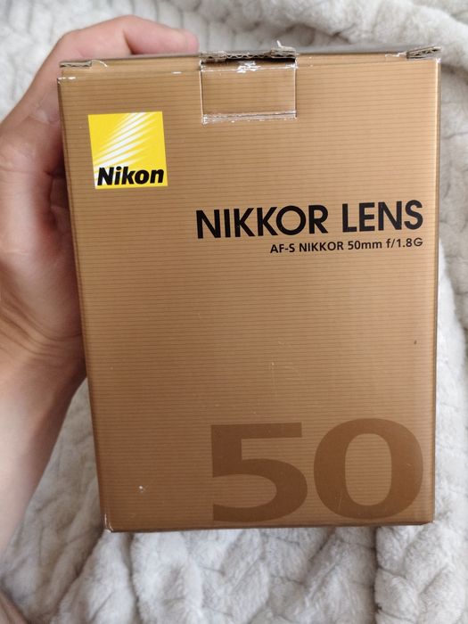 Объектив Nikon AF-S f1.8G