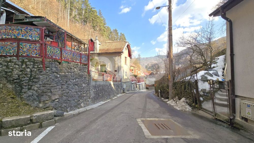 Teren 451 mp – Strada Varistei, Schei | loc pentru o casa cu priveli