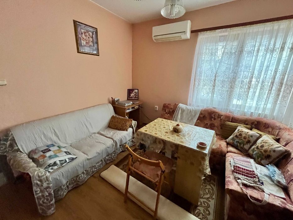 Продава се Къща в Казанлък - 100 кв.м за 1377 €/кв.м - Снимка #1