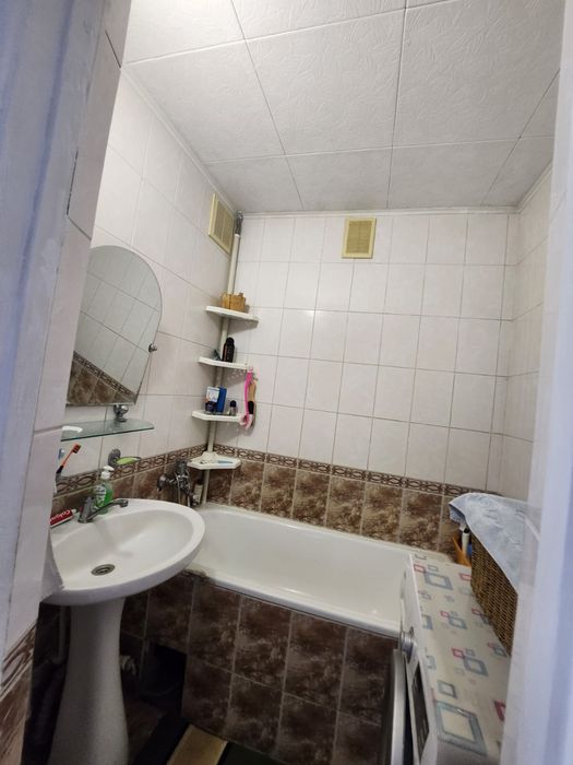 Продам 4 комн квартиру