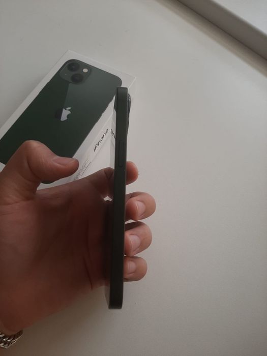 Продам зеленый iphone 13 в идеальном состояний