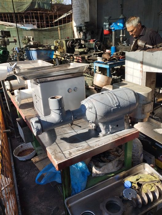 Мясорубка Тигр промышленная мим 500