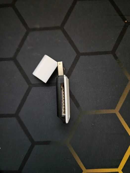 Cititor de card microSD, SD