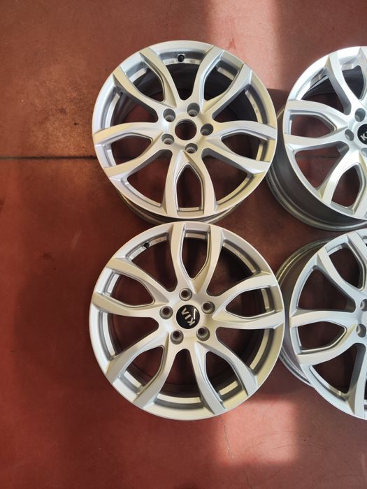 18"ки джанти  5x114.3/67.1 оригинални от Kia