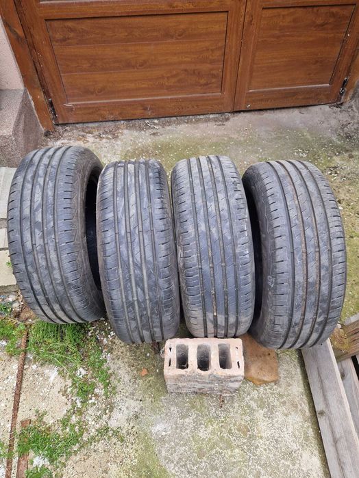 Гуми Debica 215/60 R16