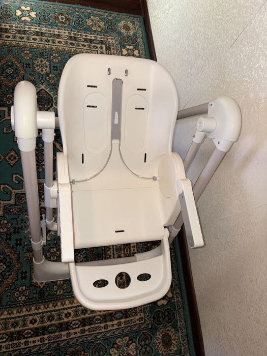 Продам стульчик для кормления