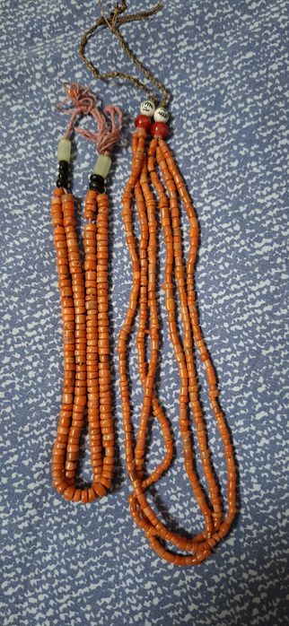 Продам старинные бусы из коралла