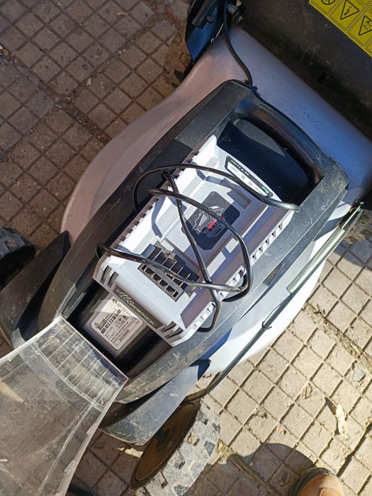 Ел Косачка с голяма батерия