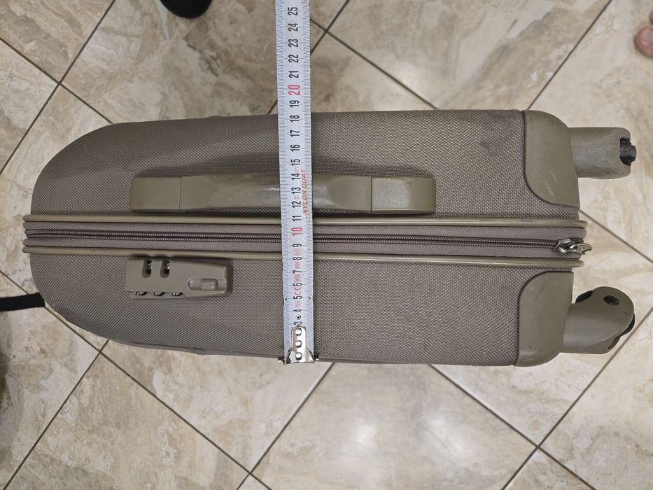 Samsonite куфар.