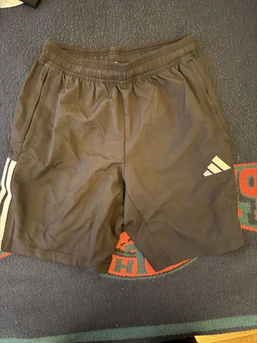 Къси панталони Adidas S НОВИ