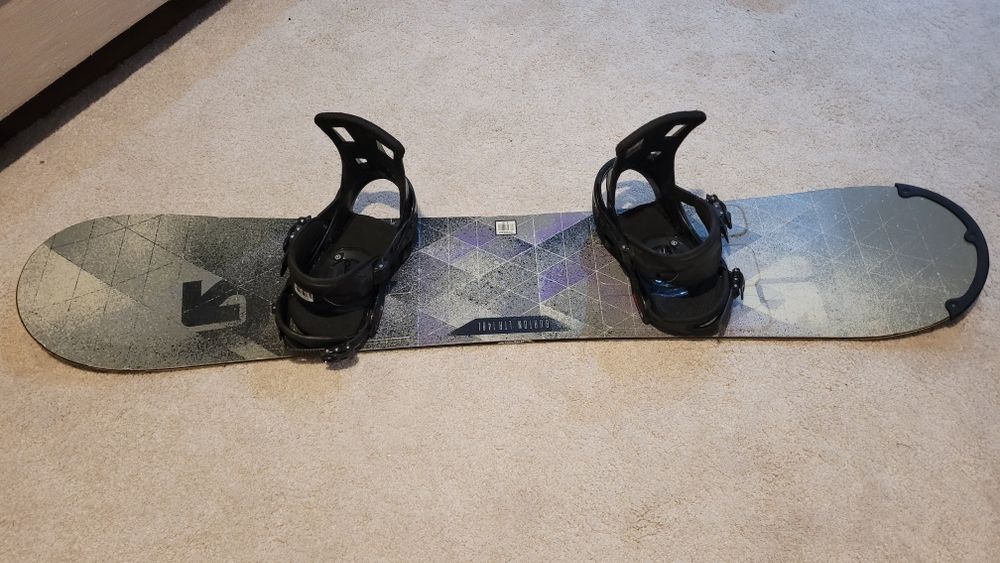 Placa snowboard Burton 148 cu legături Burton