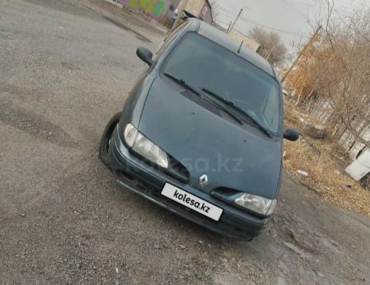 Рено Меган Сценик