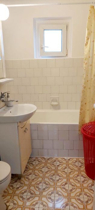 De închiriat apartament cu 2 camere