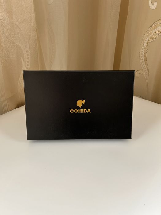 Хумидор COHIBA за 5 пури – кожен калъф, преносим