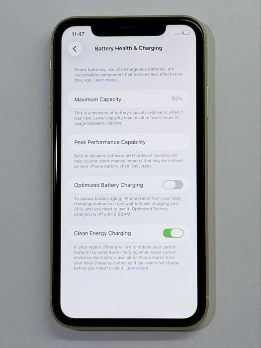 iPhone 11 Yellow 93% battery