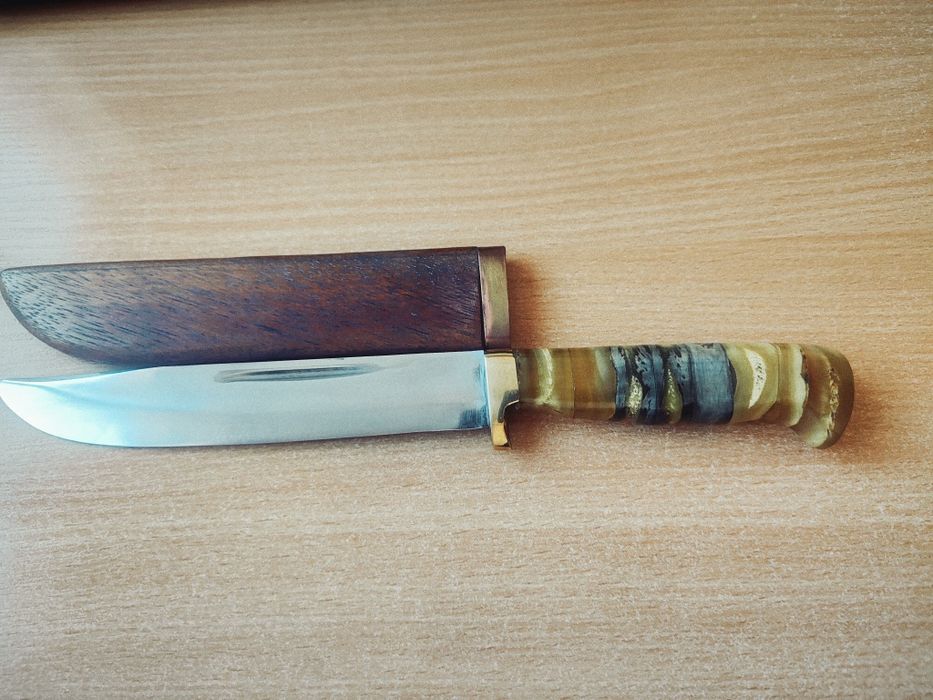Стар нож с красива дръжка