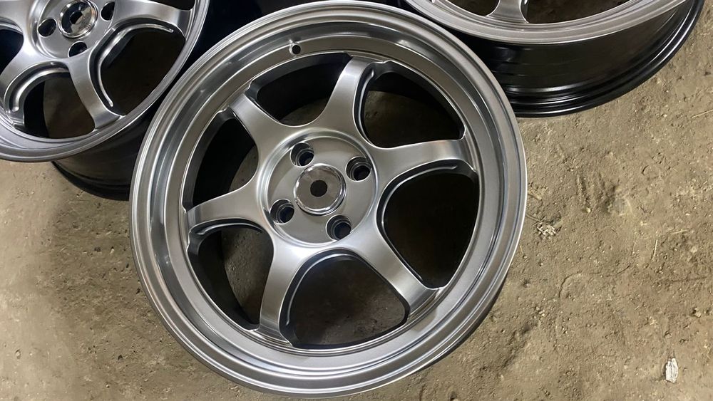 R16 PCD 4 *100 Комплект новых легкосплавных дисков