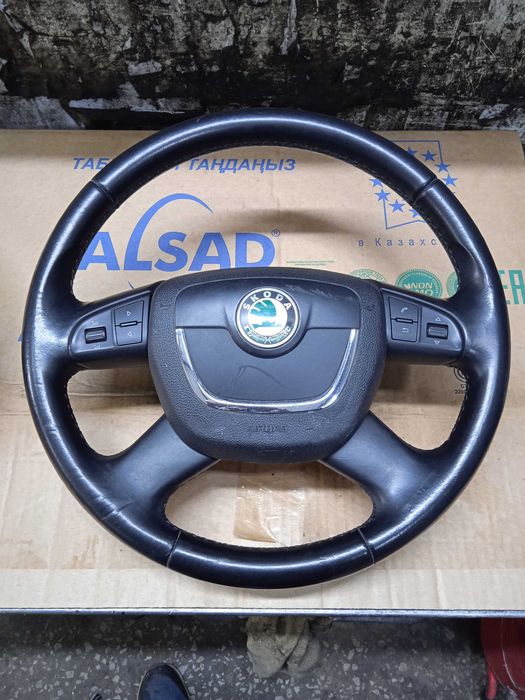 Руль Шкода, рулевая колонка