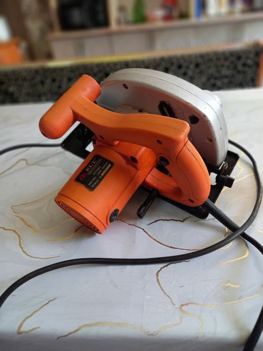 Пчолка ручная пила