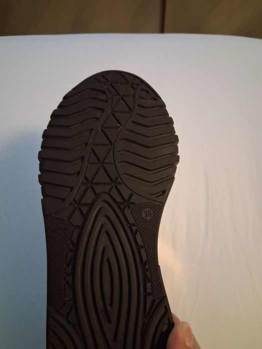 Adidas Giuseppe Zanotti Talon în culoarea negru, cu detalii aurii