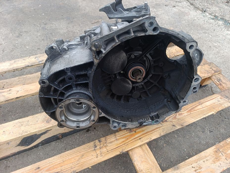 Скоростна кутия Фолксваген Голф 2.0  дизел 140 кс / VW 2.0 D