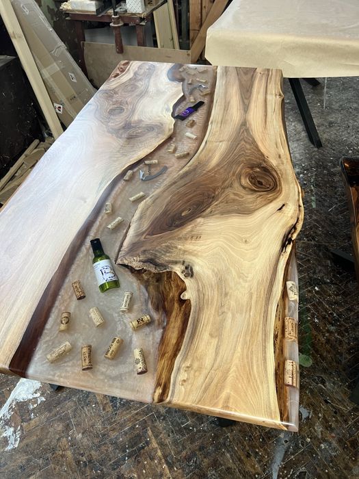 Холна маса трапезна маса от масив и епоксидна смола