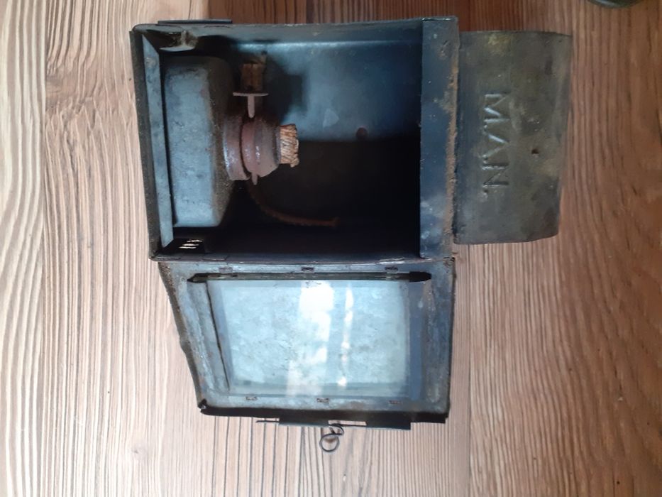 Lămpi miner comuniste