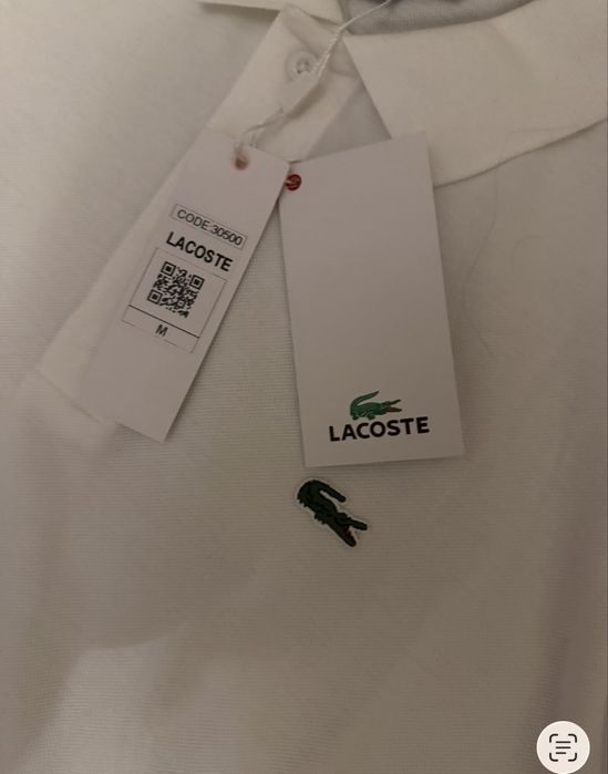 Tricou lacoste.