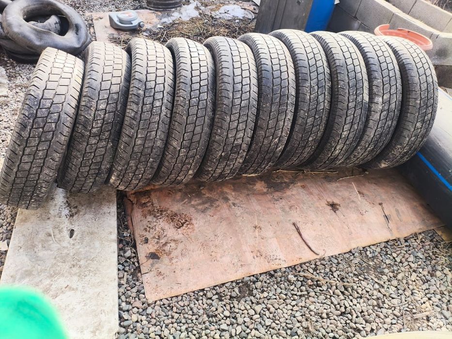 Продам  баллоны 205R16C