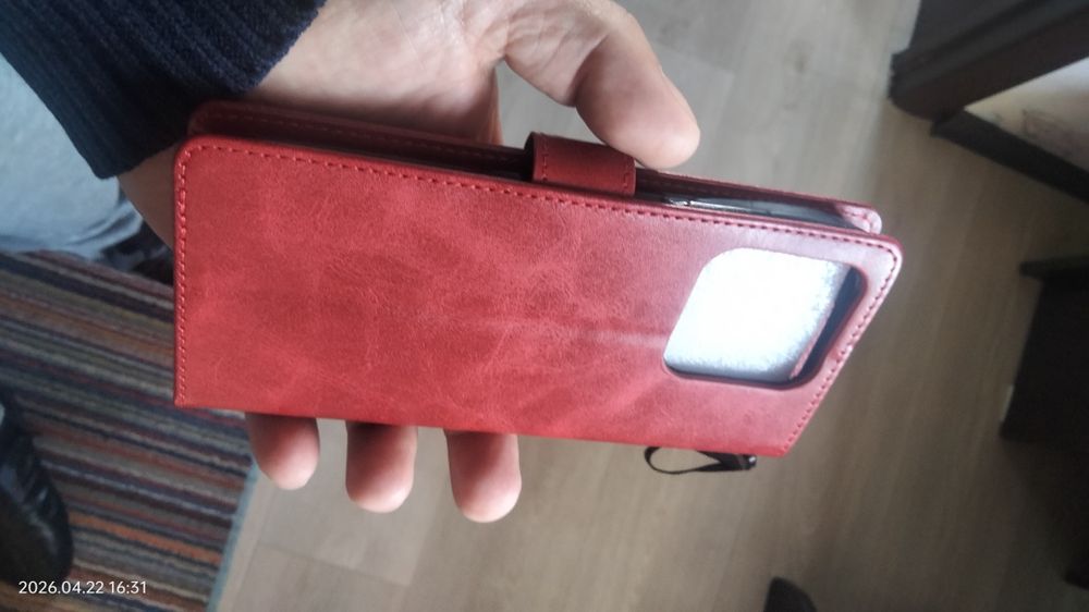 Продам чехол на телефон