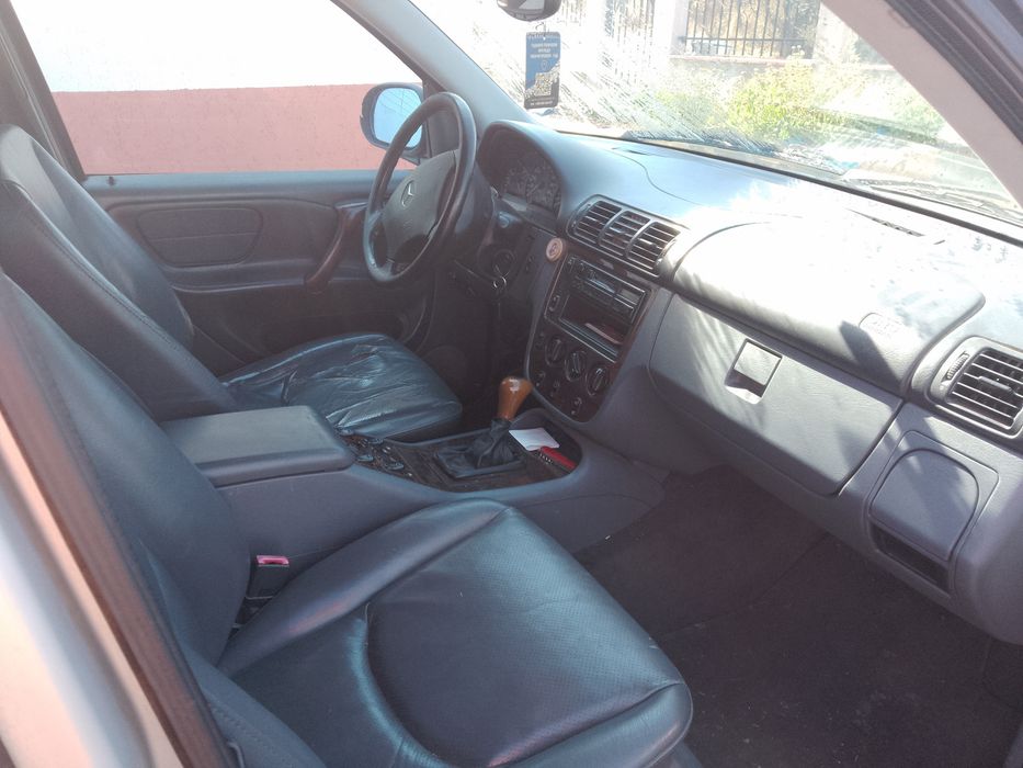 Mercedes-Benz Ml 230