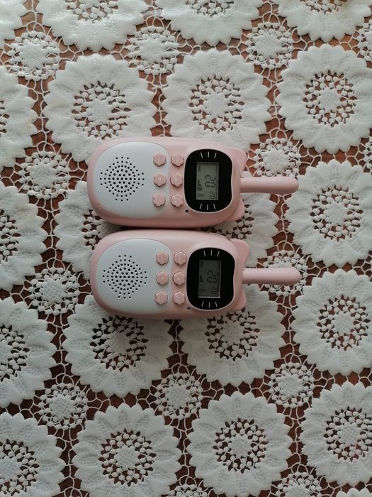 Детски розови радиостанции 2 бр с фенерче  и зарядно