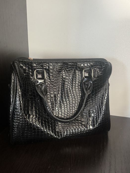 Продам сумки женские