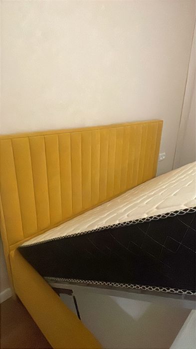 Продам кровать с матрасом 180*200