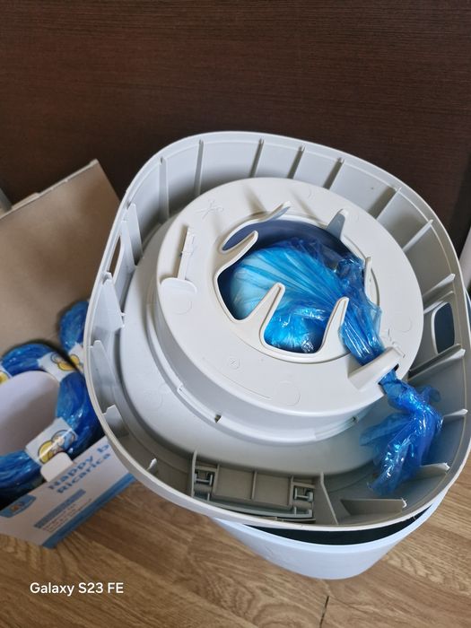 Кош за памперси Tommee Tippee + 10 резервни ролки