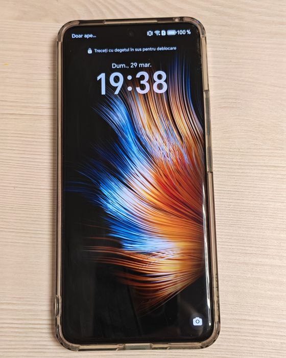 Honor 90 5G cu 8GB RAM, 256GB stocare