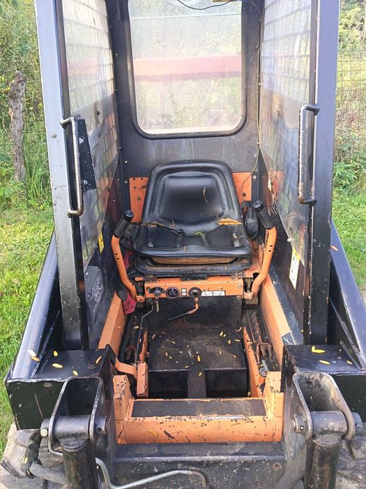 Vând Mini Încărcător Fiat Hitachi