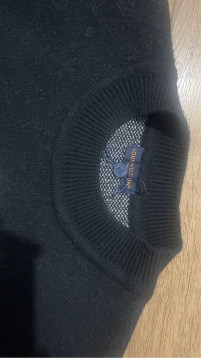 Pulover LV  Black