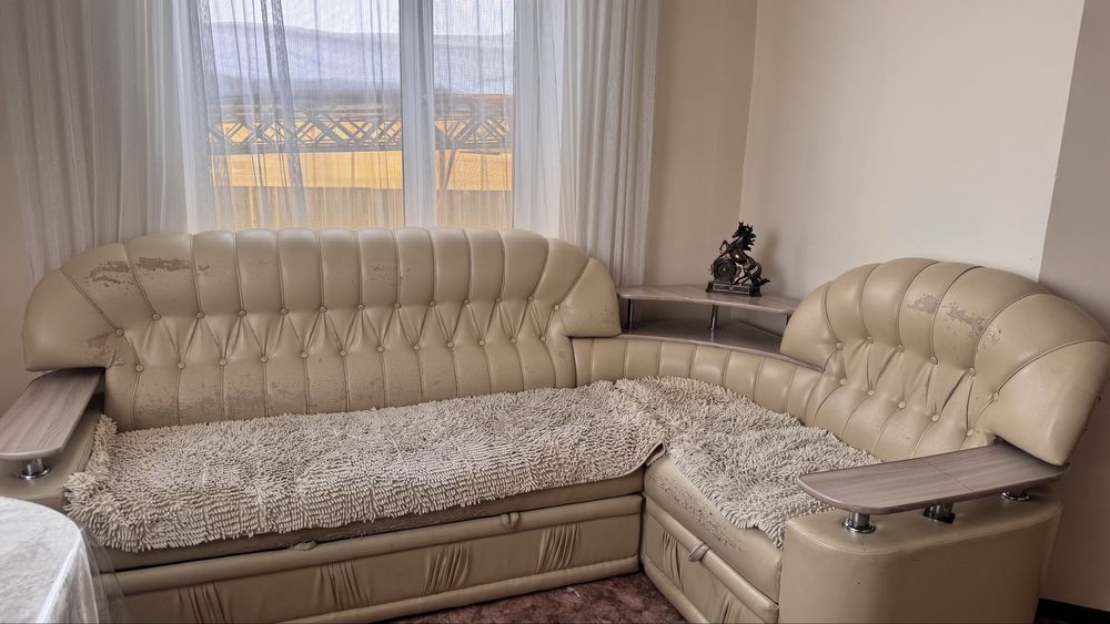 Продам раскладной диван с креслом