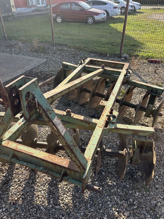 Disc purtat pe rulmenti.