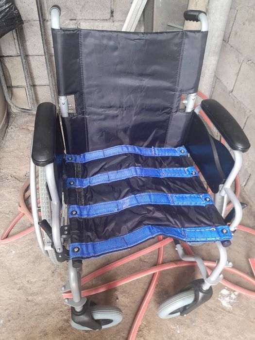 Коляска для инвалидов