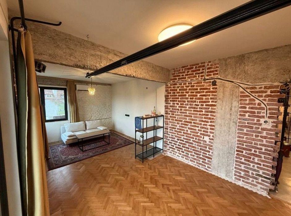 Дава се под наем Двустаен апартамент в София, Център - 73 кв.м за 846.6 € - Снимка #2