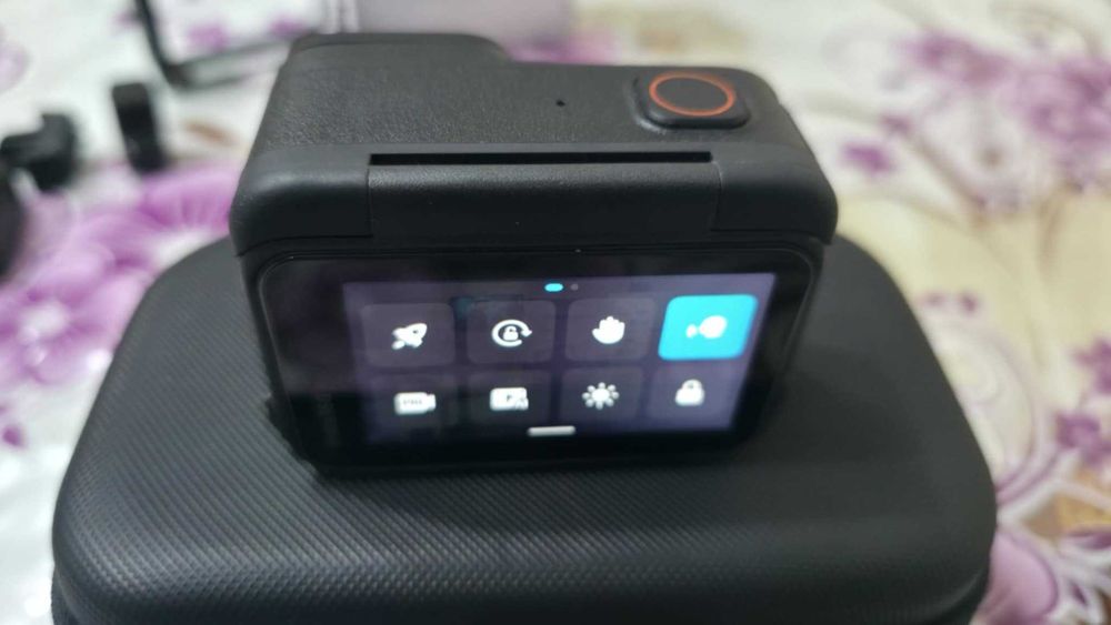 Cameră de acțiune Insta360 Ace Pro