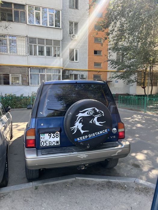 Продам машину Suzuki