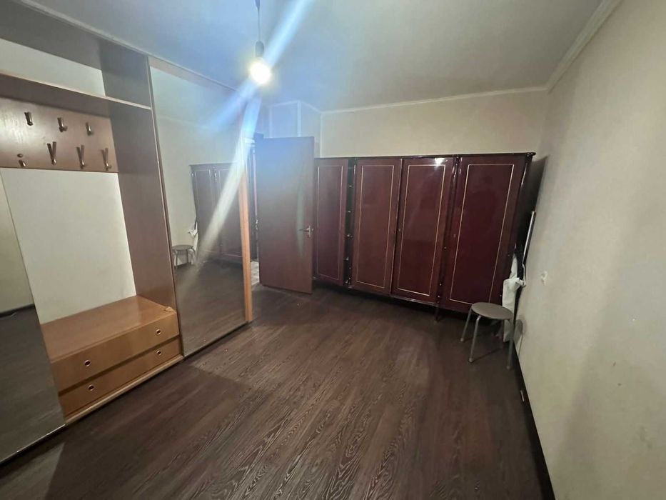 Продам 3 комн квартиру в центре