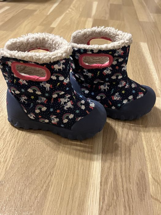 Cizme de iarna imblanite marimea 24