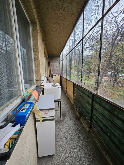 Продава се Тристаен апартамент в София, Дружба 1 - 70 кв.м за 2072 €/кв.м - Снимка #2