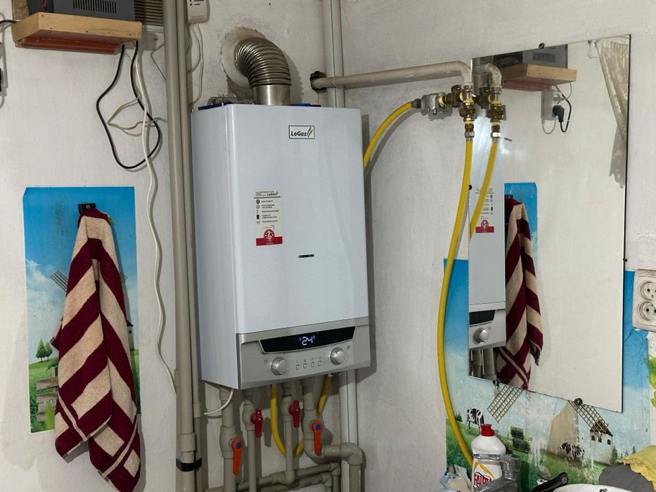 Жедел түрде қора сатылады!